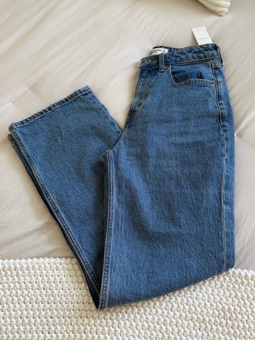 NWT Abercrombie & Fitch Curve Love Jeans 90s relaxed short 25 - Picture 3 of 5